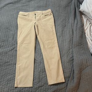 Men’s LuLulemon Utilitech Pants size 34 great condition